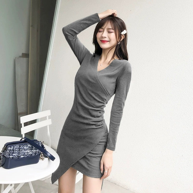 Temperament shows irregular figure dress women's long sleeves 2026 autumn new black tight skirt Spice girl top