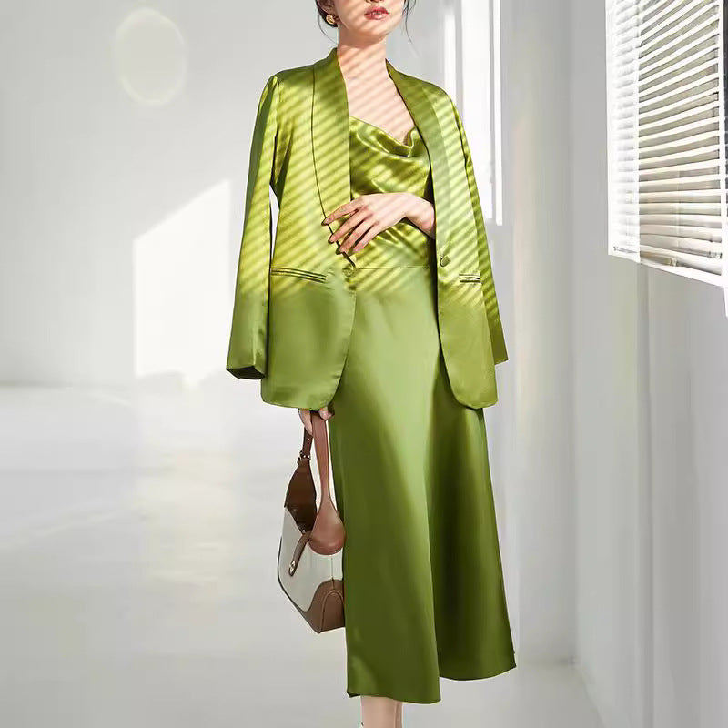 Haute couture imported acetic acid fried street temperament high sense fashion suit acetic acid satin pearlescent suit + dress