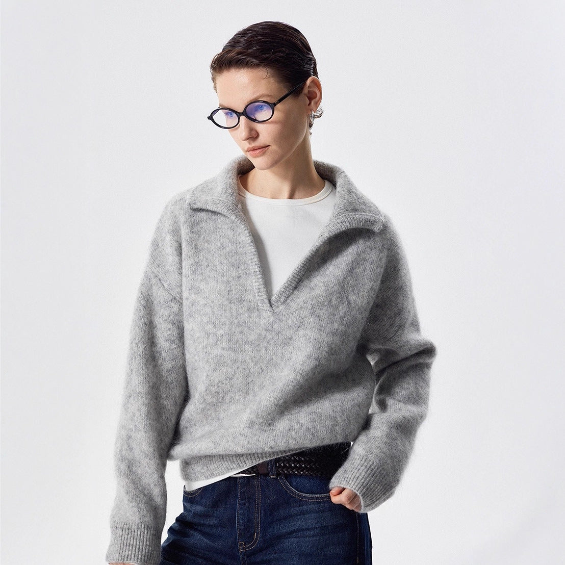 THORNSUARA Lazy casual profile V-lapel knitted sweater mohair pullover long-sleeved sweater women
