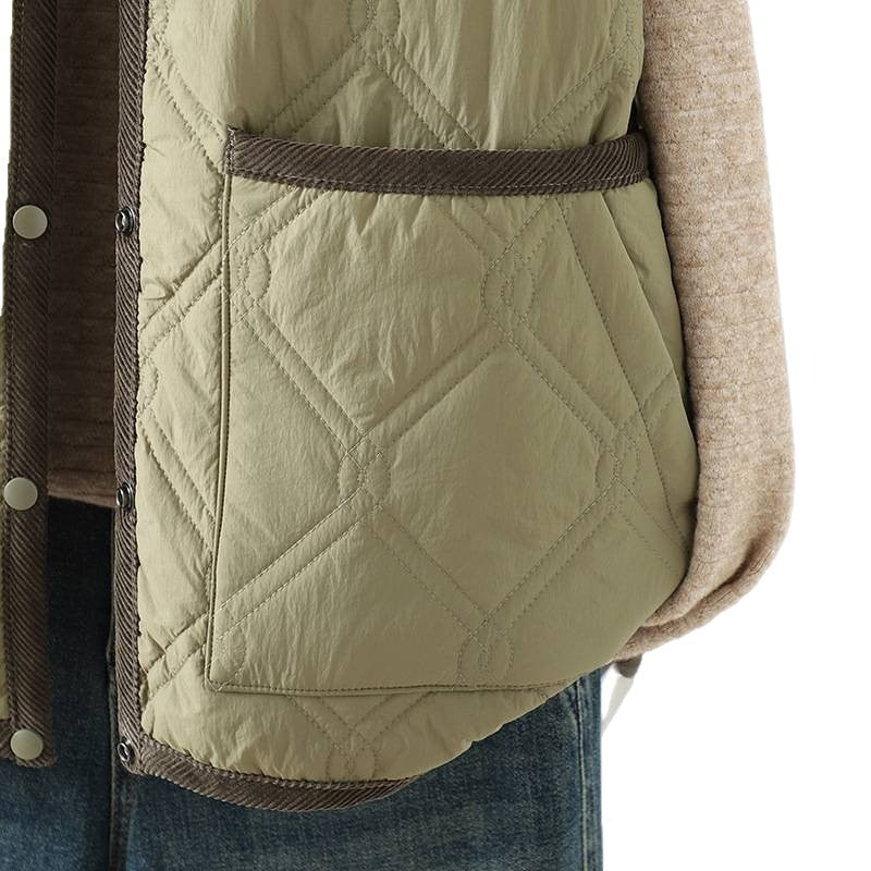 The real shot is the new literary and loose casual big vest women's cotton-padded sleeveless jacket in the winter of 2025.