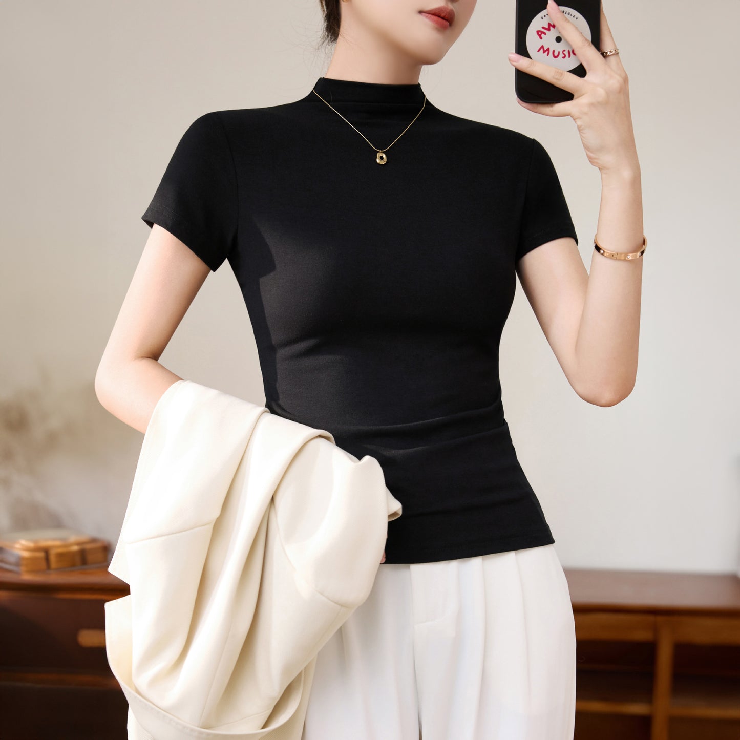 High-end unique T-shirt straight shoulder threaded short sleeve semi-high neck slim base shirt women's summer sexy hot girl top top