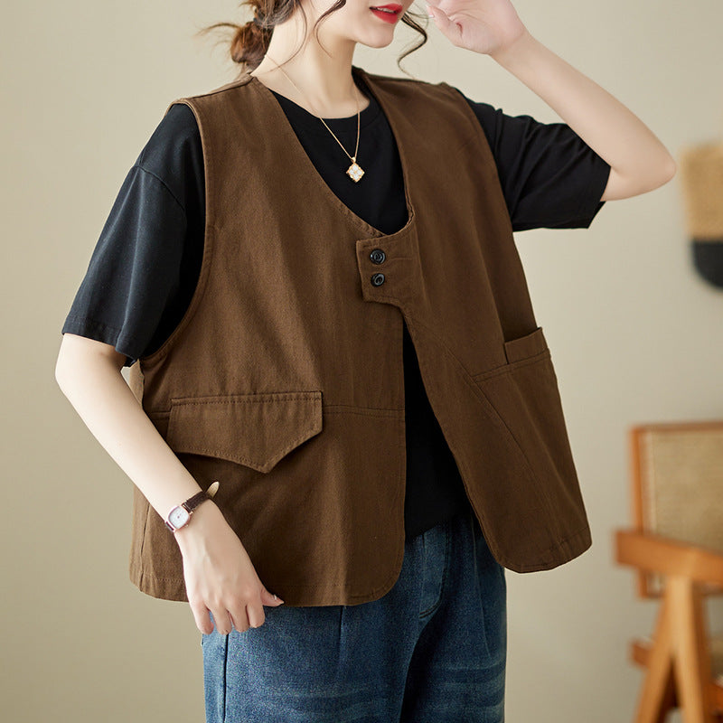 The real shot will be in the autumn of 2025. The new Japanese stacked casual vest for women with casual tooling vest 9321.