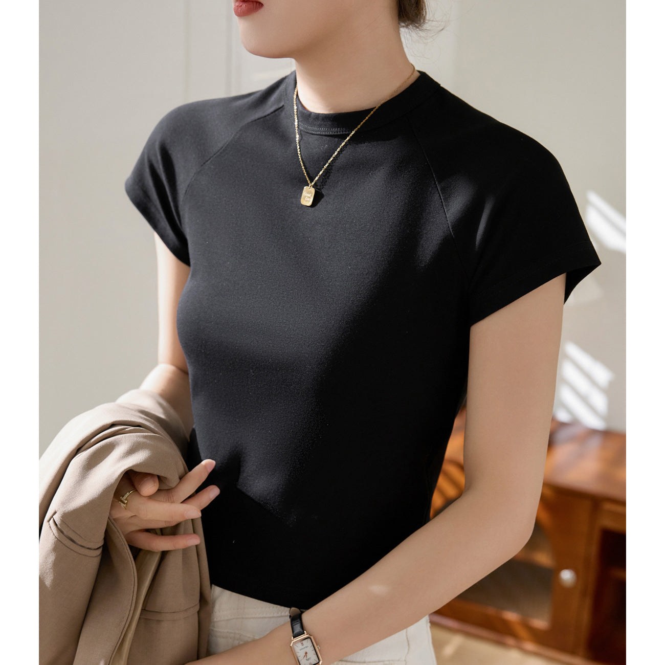 [Use good materials] Pure cotton high-waisted short T-shirt women's summer 2026 new round neck shoulder top short-sleeved bottoming shirt