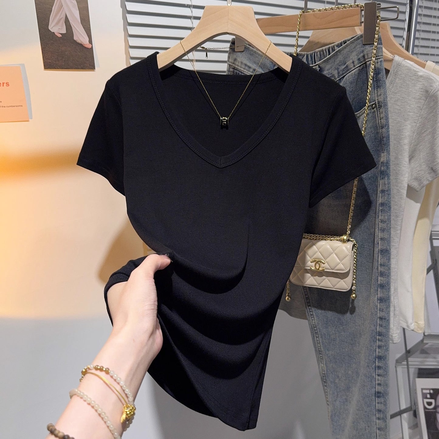 Summer 2025 new v-neck bottoming shirt women's inner slim-fitting short-sleeved T-shirt front shoulder versatile threaded ice silk top
