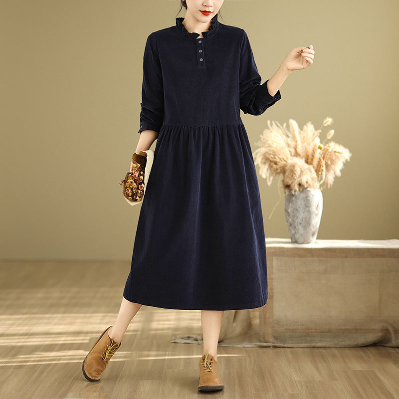 Real shot 2025 autumn new French retro corduroy loose large size age-reducing medium and long bar velvet dress