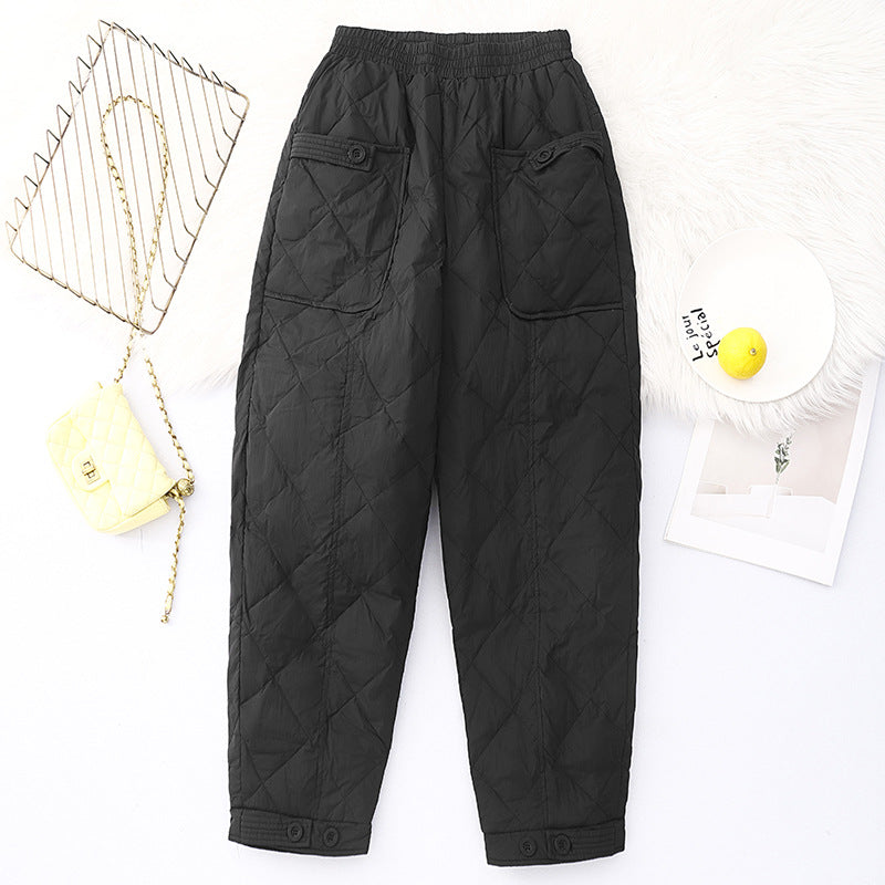 Real shot 2025 winter new literary solid color rhombus pocket thin thermal casual pants outer wear women