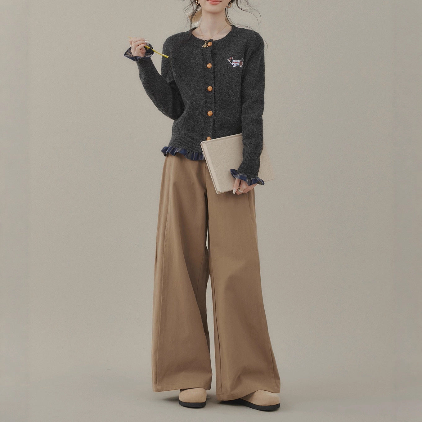 Slightly fat "Puppy Diary" gray splicing fat mm knitted sweater women's new lazy cardigan sweater women's top