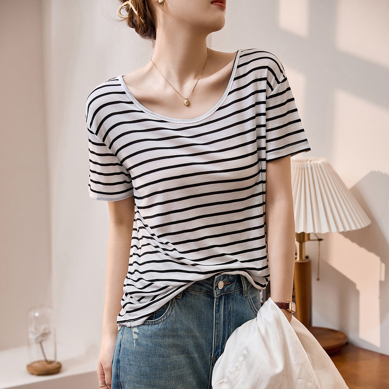 #Tencel wool, nude fried thin, skin-friendly and ice-cool #loose T-shirt women's summer short-sleeved black and white striped top to wear