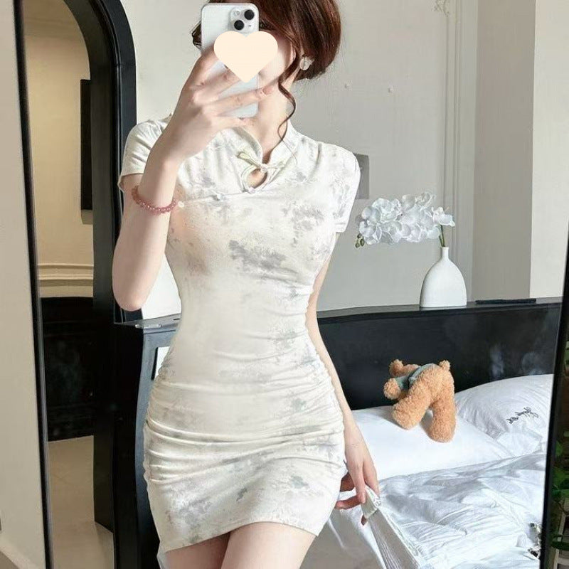 In the summer of 2025, the new Chinese style young improved printed cheongsam short tight hip-hugging dress