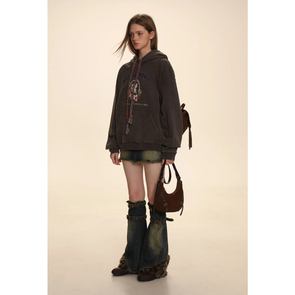 Moromoro American vintage college style three-dimensional flower badge embroidered fried powder wool rope pullover hooded sweater women