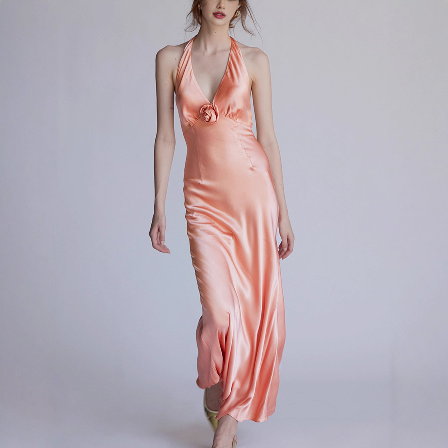 Haute couture imported acetate silk peach orange rose backless vacation skirt small dress temperament sexy backless v-neck