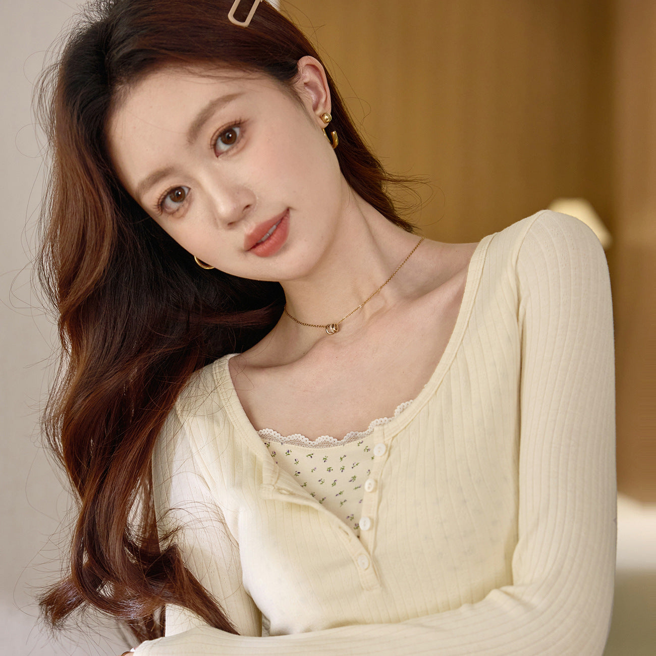 #Excellent selection #Fake two-piece splicing floral lace edge long-sleeved T-shirt women's design sense foreign style retro top