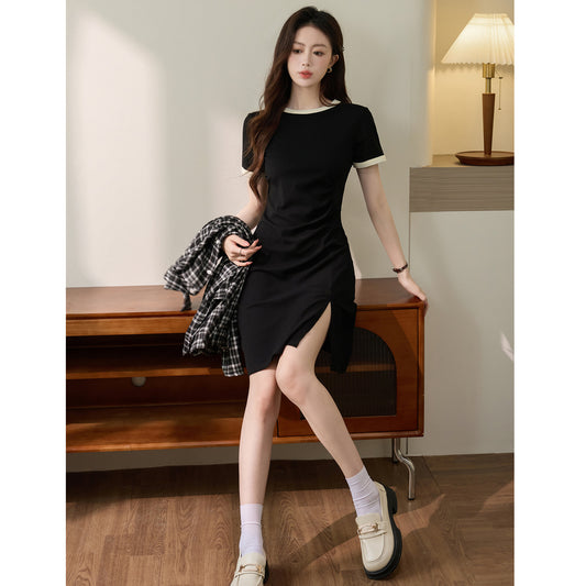 [Quality and high quality] Design sense temperament dress women's summer 2026 new contrasting color waist pleated split skirt