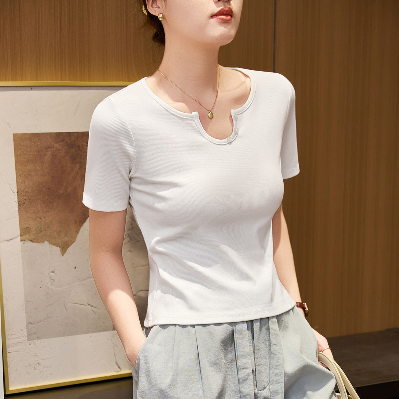 #Selection of pure cotton #High-waisted U-neck shell buckle T-shirt women's short-sleeved 2026 summer new slim-fitting and thin shoulder top