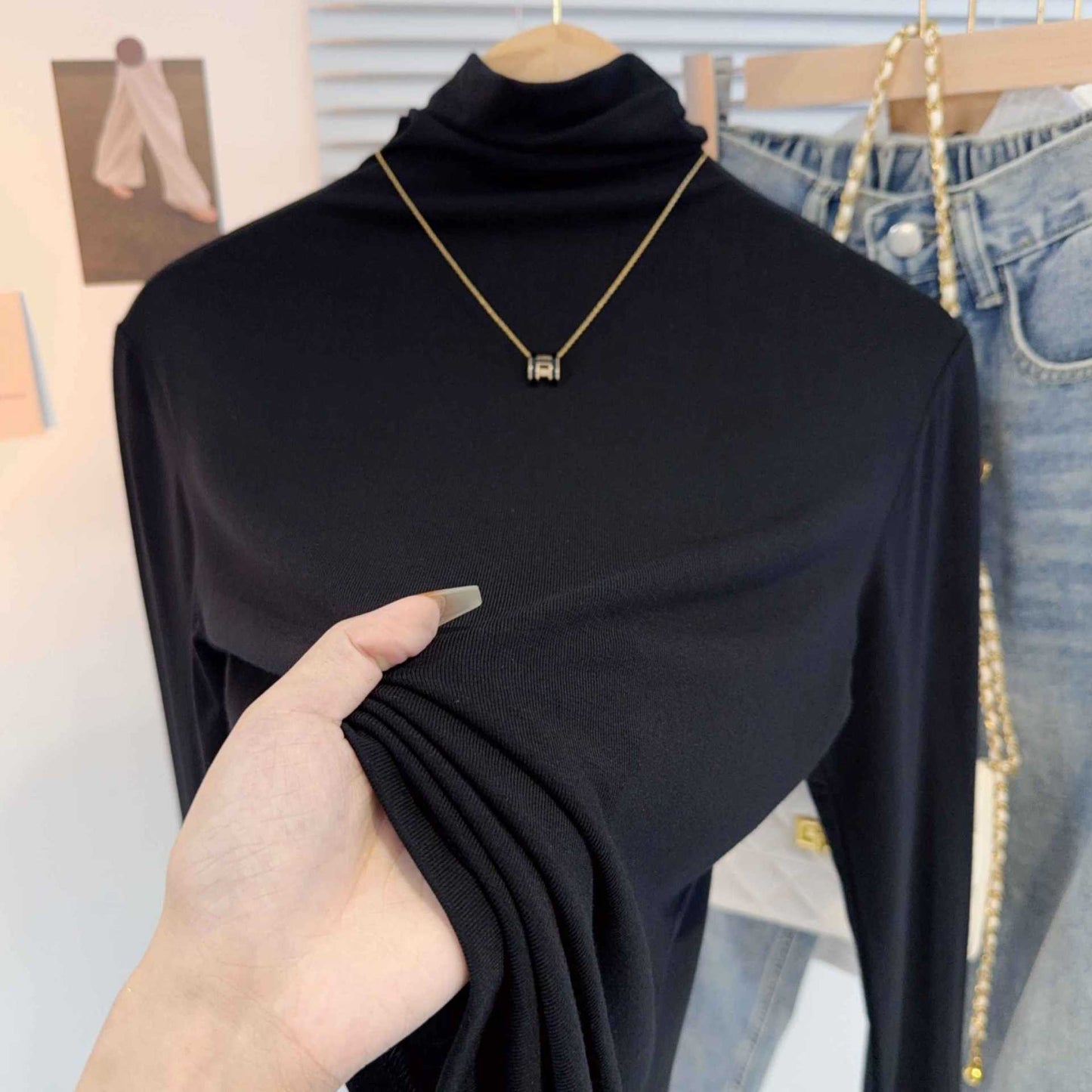 Threaded turtleneck base shirt women's 2025 new autumn and winter inner stacked collar long-sleeved T-shirt foreign style black versatile top