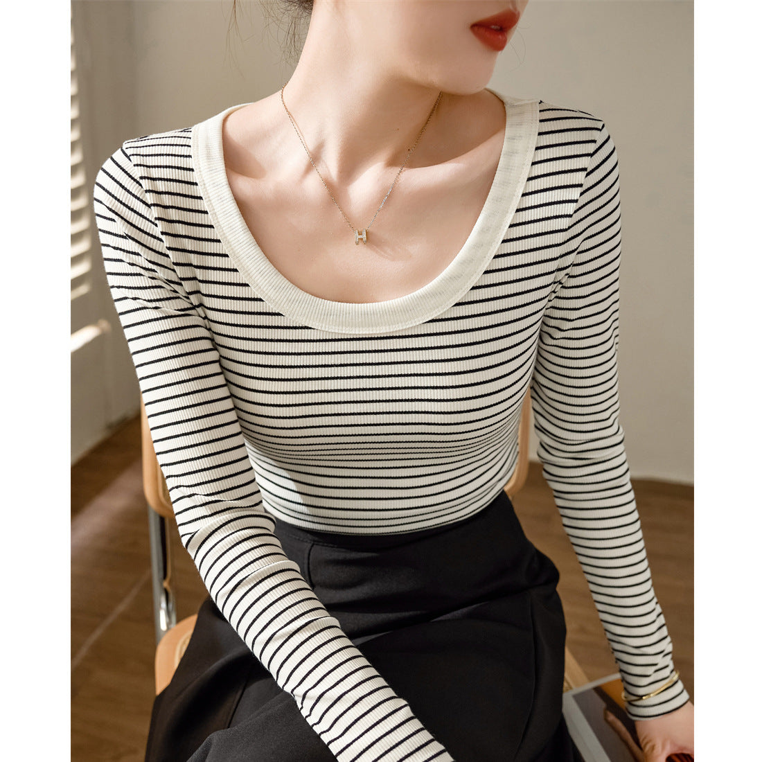 Selection of pure cotton striped T-shirt women's long-sleeved 2026 autumn and winter new round neck front shoulder top slim-fitting and thin bottoming shirt