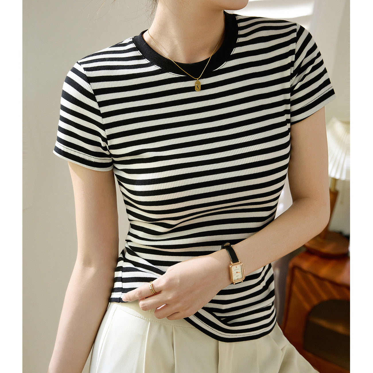 [Use good materials] Striped T-shirt women's summer short-sleeved 2026 new pure cotton retro top slim-fitting and thin bottoming shirt
