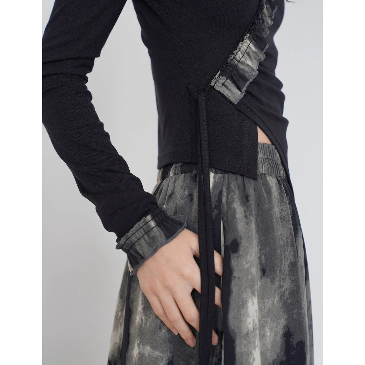 EM August, new Chinese tie-dye loose skirt women's autumn new French two-piece top skirt set