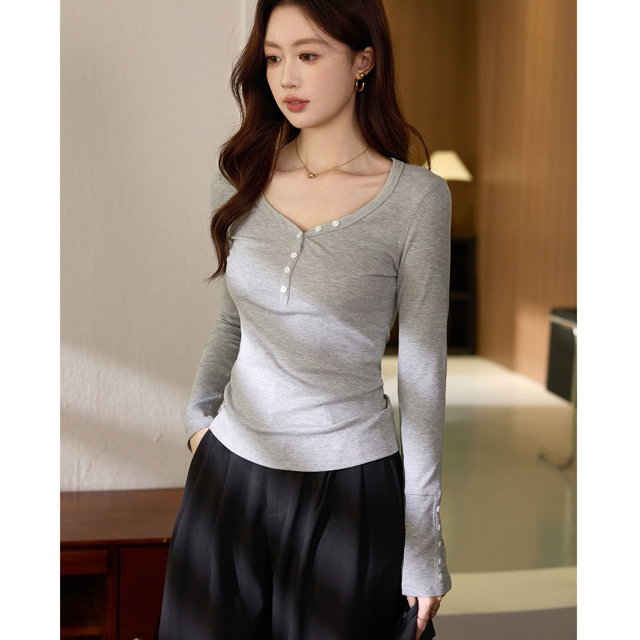 #Ingenuity screening products #American button-down v-neck long-sleeved T-shirt women's pure cotton 2026 autumn new front shoulder top bottoming shirt