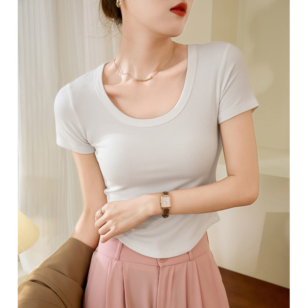 [Use good materials] Curved T-shirt women's short-sleeved 2026 summer new high-elastic threaded cotton short round neck bottoming shirt