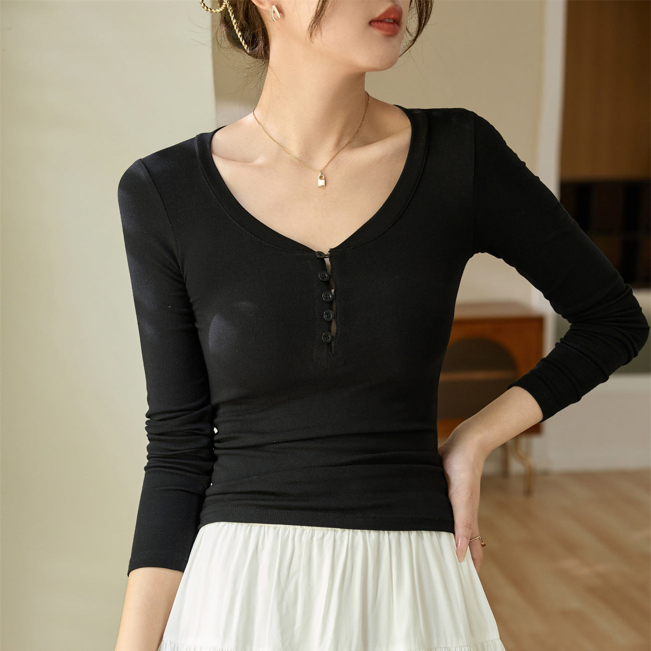 #Superior Selection #Chic Button Design T-Shirt Women's 2026 Autumn New Slim Spice Girl Sexy Long Sleeve Top