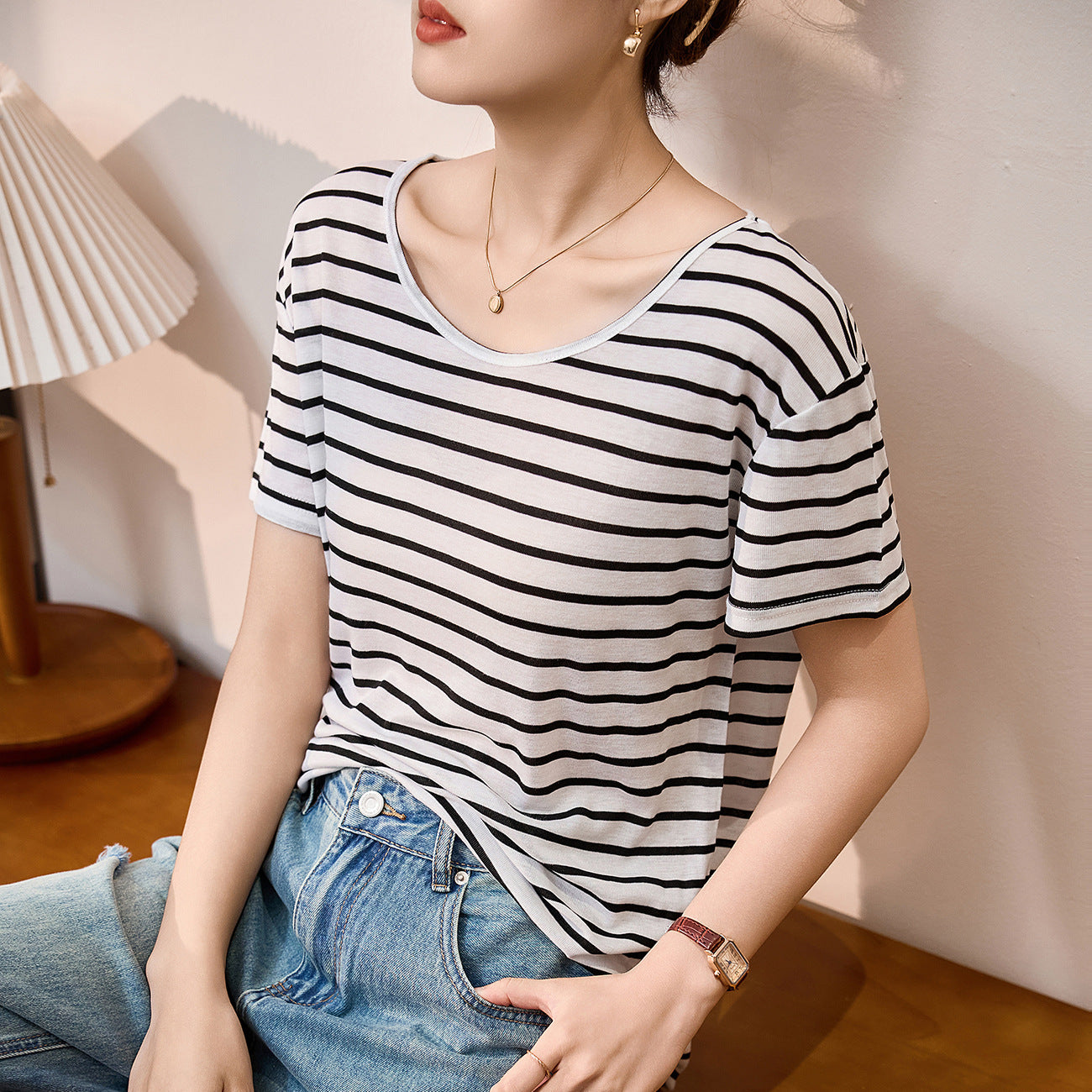#Tencel wool, nude fried thin, skin-friendly and ice-cool #loose T-shirt women's summer short-sleeved black and white striped top to wear