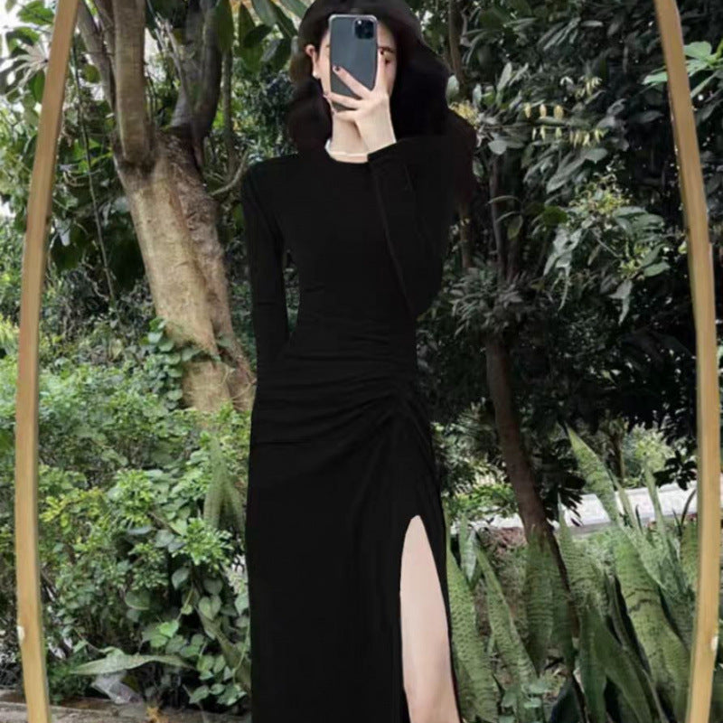 2025 autumn and winter new dress fashionable fried street royal sister wind high split fork pleated slim cover black dress