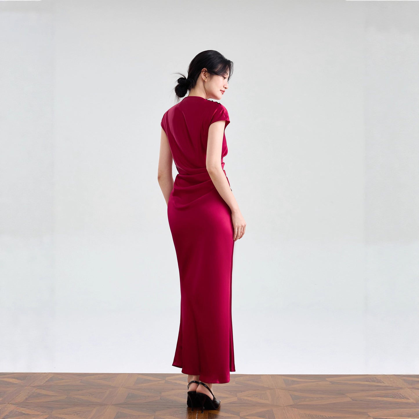 Haute couture imported acetic acid, pure desire style semi-turtleneck satin dress temperament thin split fork fish tail long dress French