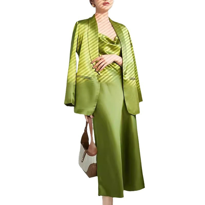 Haute couture imported acetic acid fried street temperament high sense fashion suit acetic acid satin pearlescent suit + dress