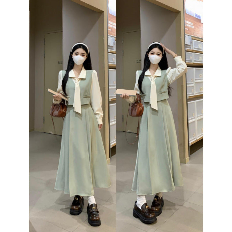 2025 new French long-sleeved dress women's early autumn is unique and beautiful, fake two gentle style temperament long skirts