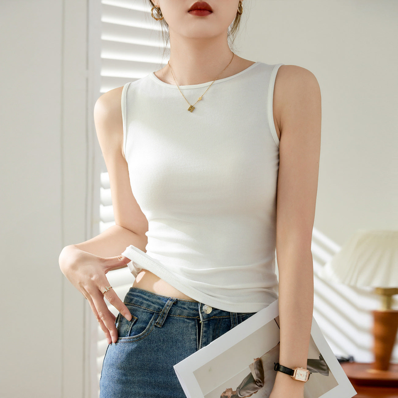 & Use good materials & high elastic threaded cotton wide shoulder strap sleeveless vest for women's summer outer wear 2026 new suspender tight inside