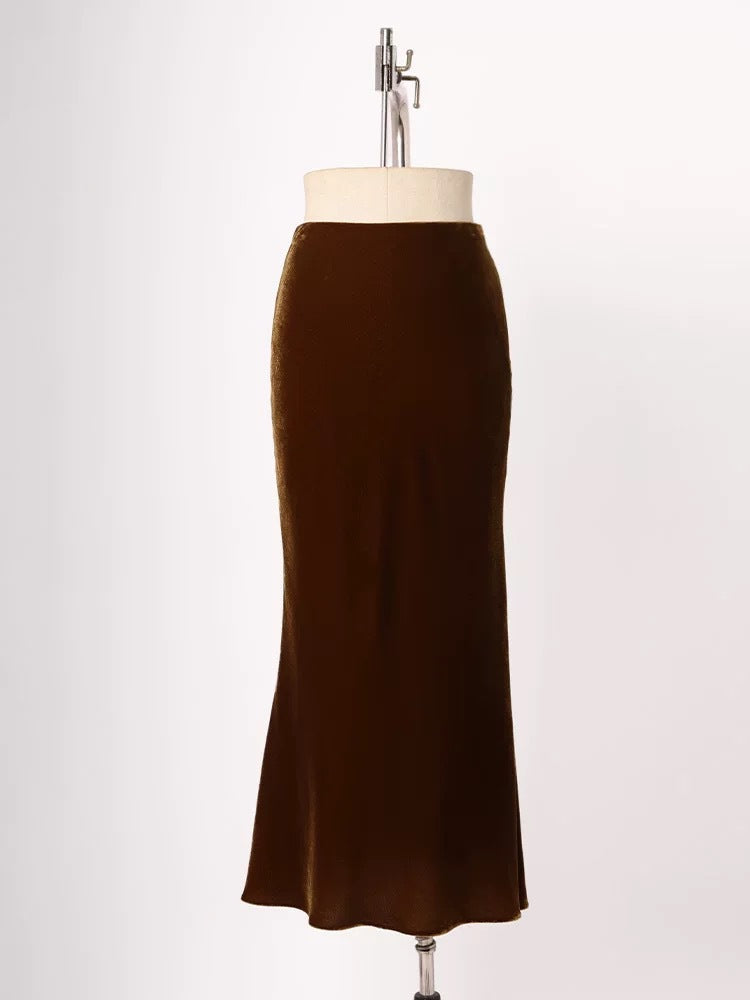 2025 autumn and winter new silk velvet long half-body elastic waist split French 45 ° oblique cut fishtail A-shaped skirt