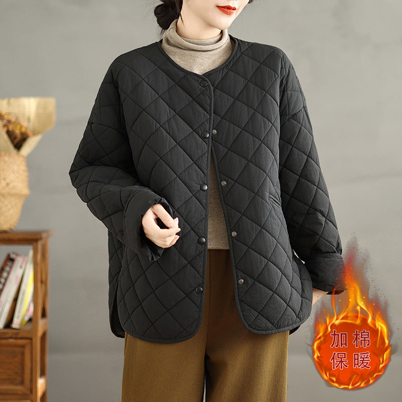 The real shot will be in the winter of 2025. The new rhombus light and thin cotton clothes women's padded jackets are loose and warm cotton clothes women's clothing.