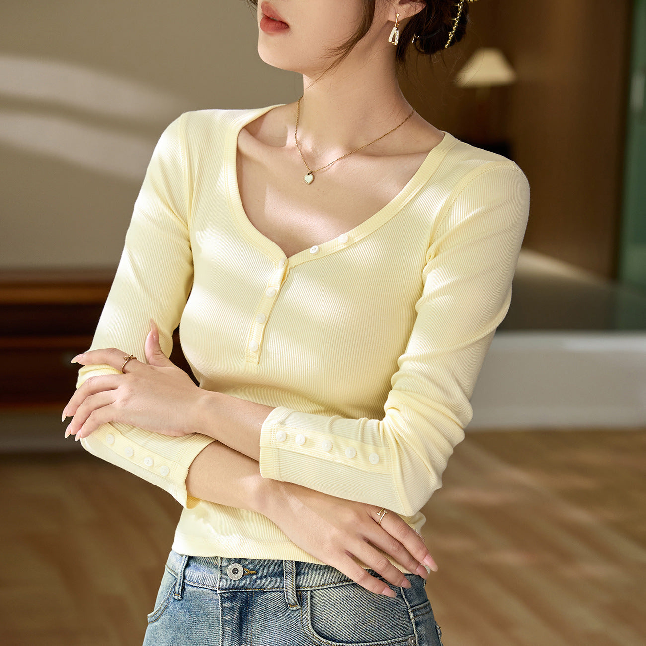 #Ingenuity screening products #American button-down v-neck long-sleeved T-shirt women's pure cotton 2026 autumn new front shoulder top bottoming shirt