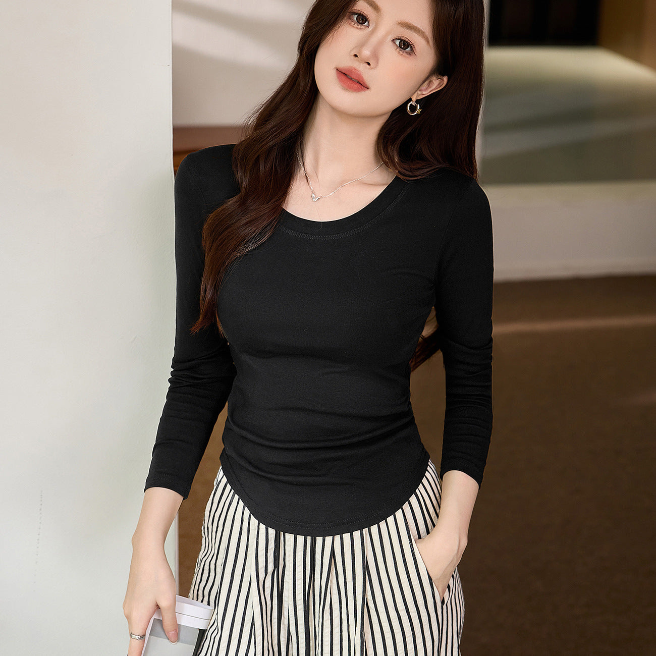 #Selection of pure cotton #Crew neck T-shirt women's long-sleeved 2026 autumn new irregular curved slim-fitting and thin bottoming shirt