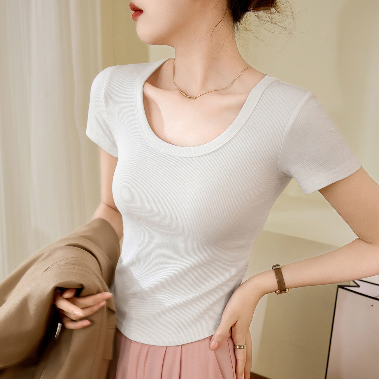 [Use good materials] Curved T-shirt women's short-sleeved 2026 summer new high-elastic threaded cotton short round neck bottoming shirt