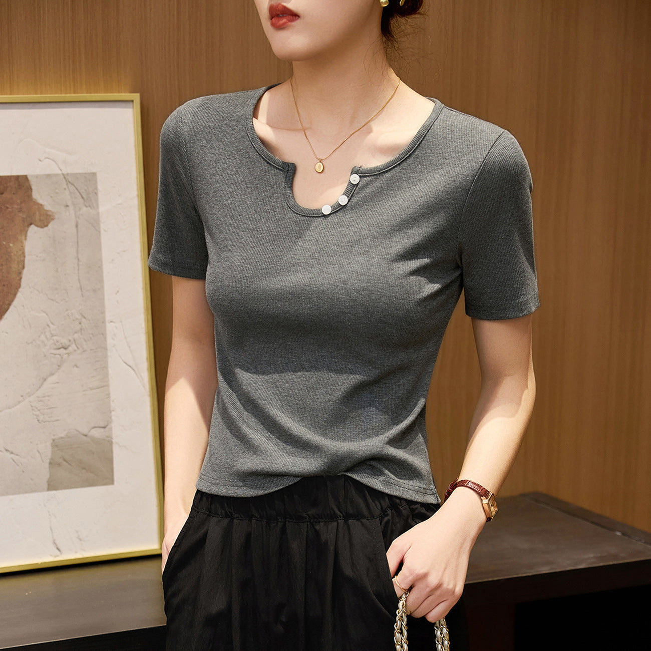 #Selection of pure cotton #High-waisted U-neck shell buckle T-shirt women's short-sleeved 2026 summer new slim-fitting and thin shoulder top