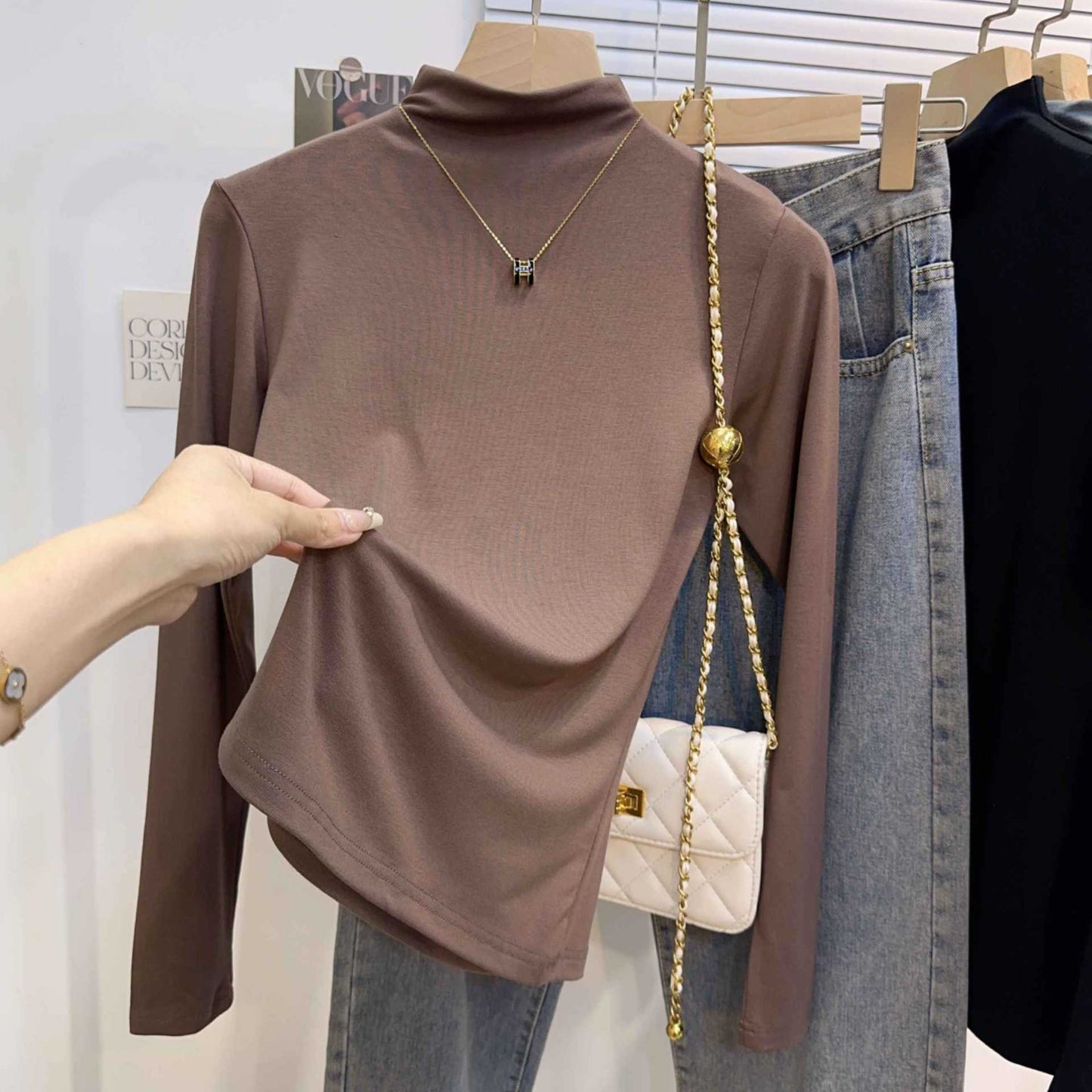 Semi-turtleneck bottoming shirt women's 2025 new autumn and winter inner threaded fashionable foreign style long-sleeved knitted beautiful top