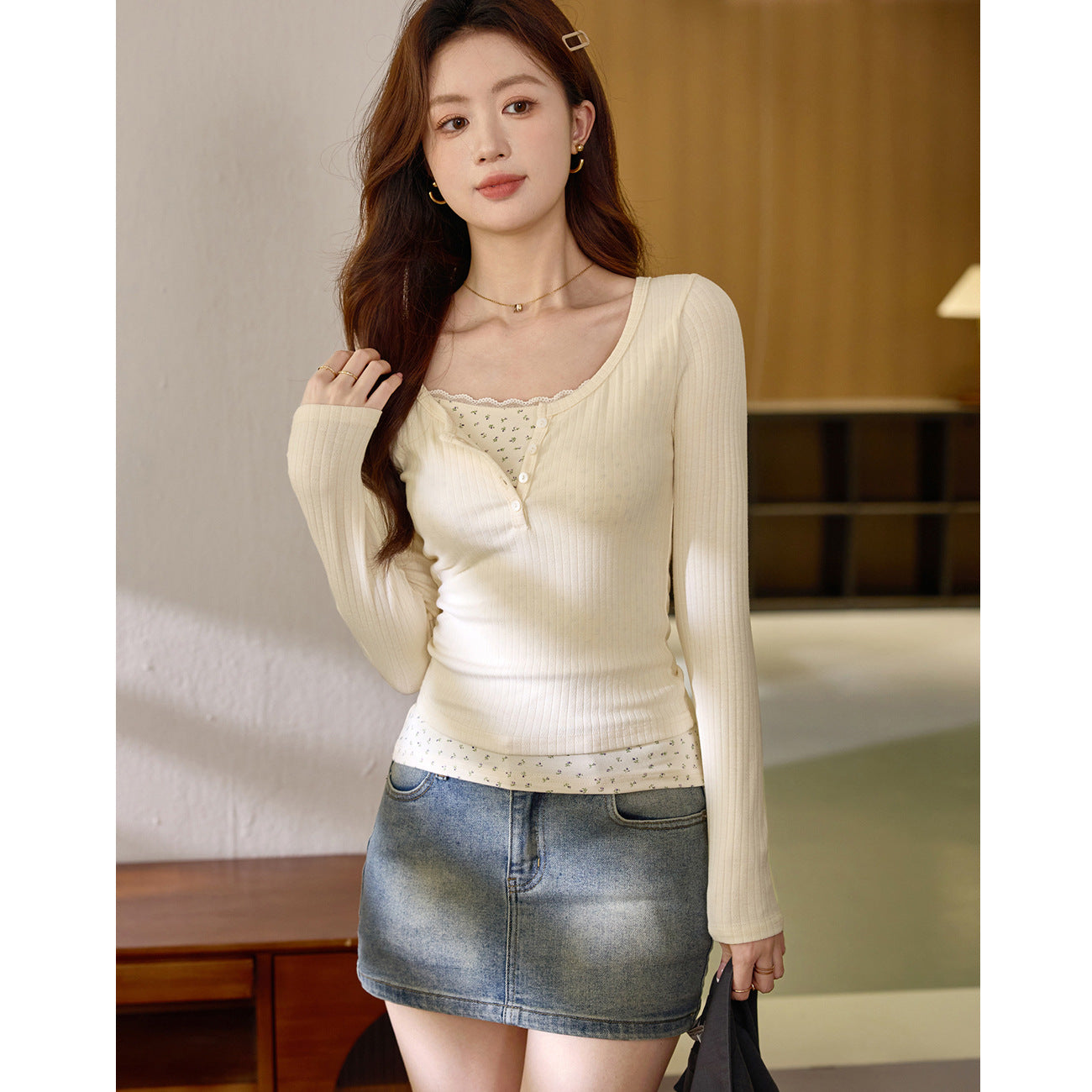 #Excellent selection #Fake two-piece splicing floral lace edge long-sleeved T-shirt women's design sense foreign style retro top