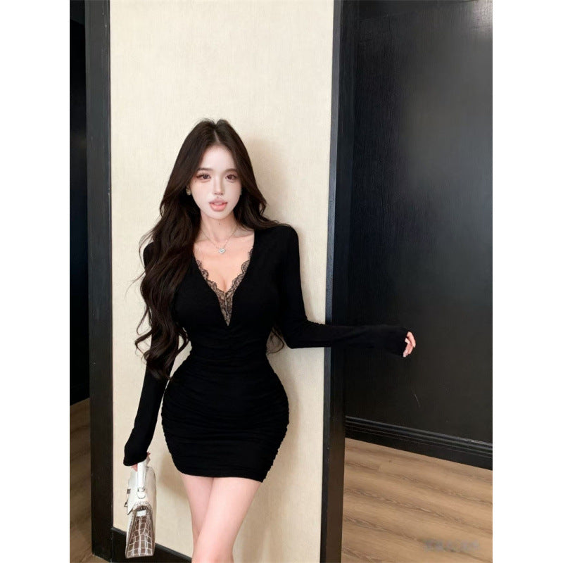 Pure desire pleated V-neck long-sleeved dress women's autumn lace splicing tight hip skirt short skirt