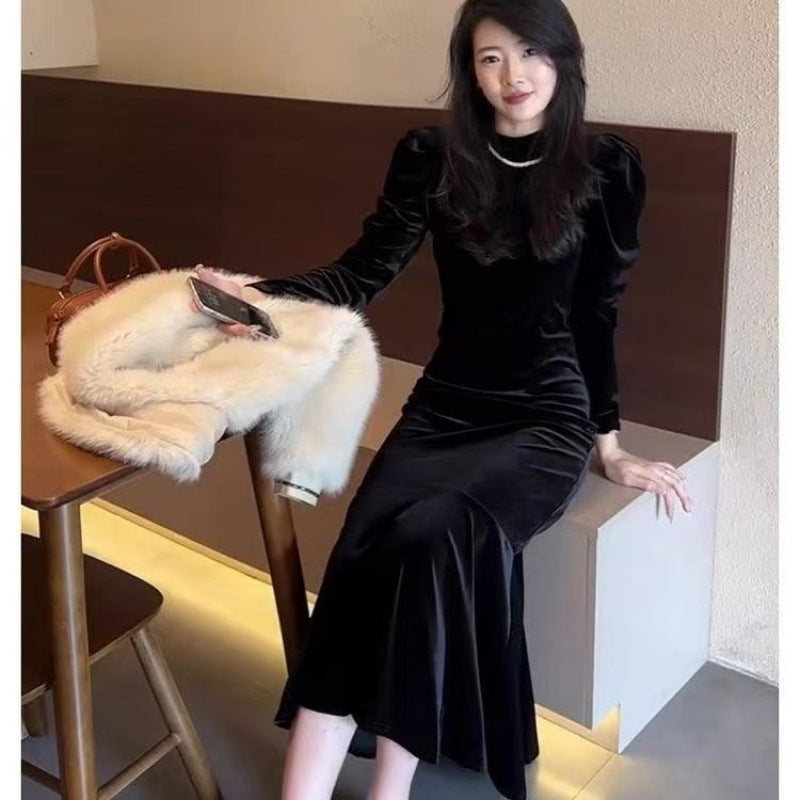 2026 autumn/winter new primed French temperament high-end figure black Korean velvet dress for women