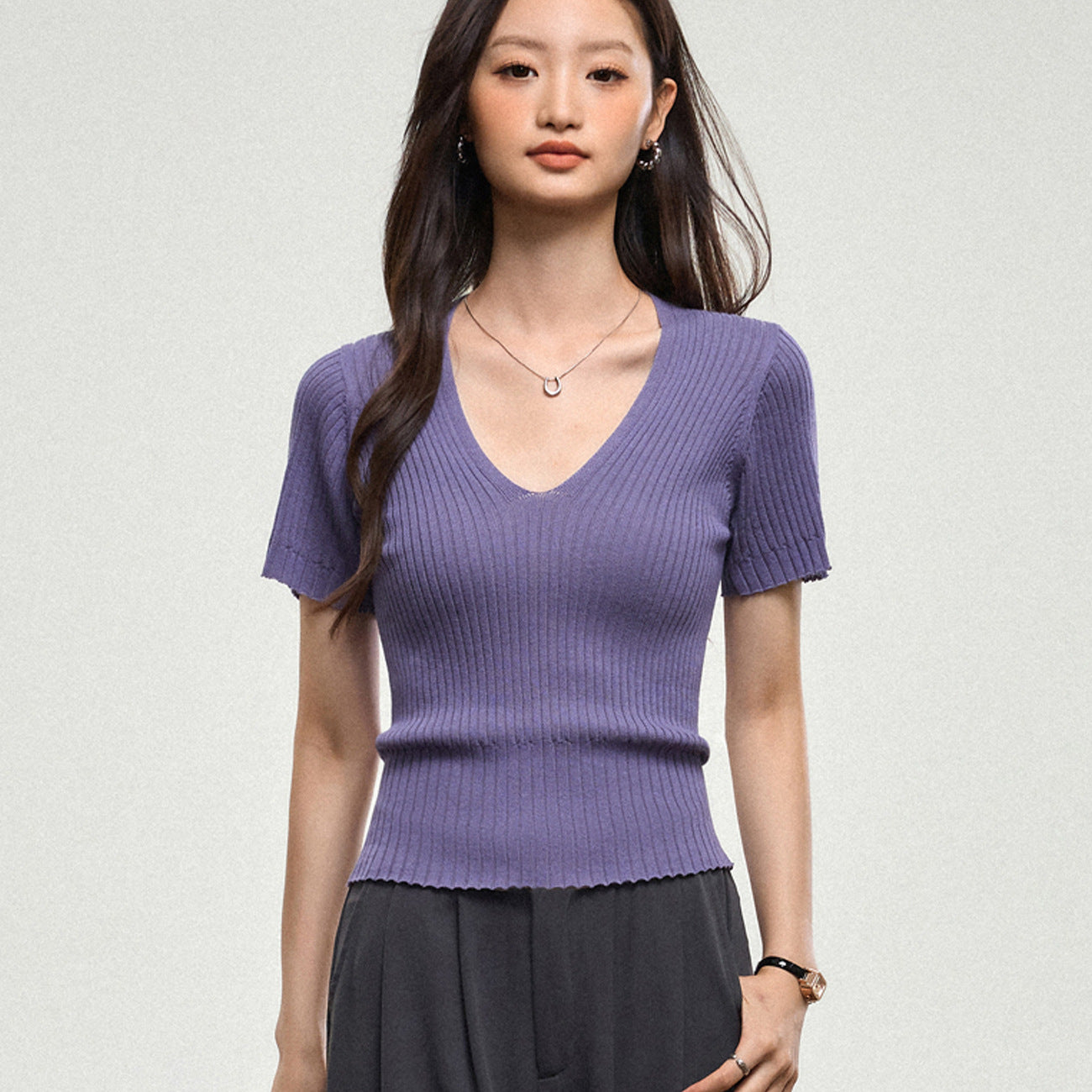 Temperament V-neck short-sleeved knitted sweater women's summer 2026 new Spice Girl pure desire wind slim T-shirt slim pink top
