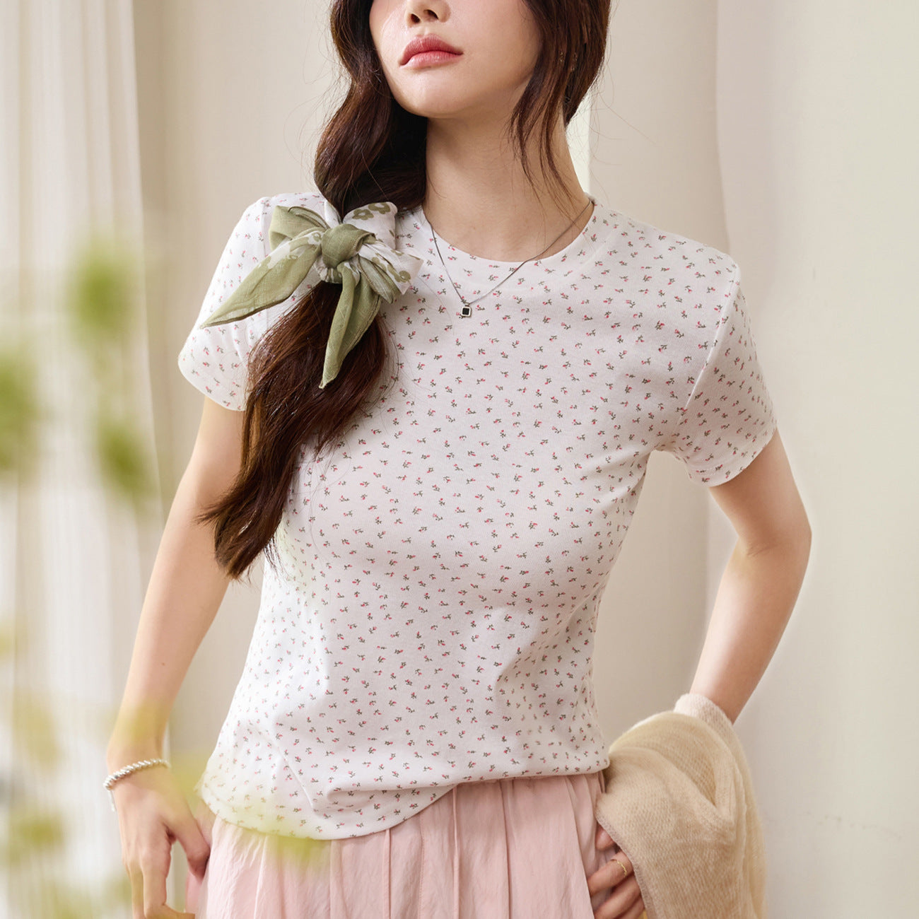 Small fresh 180g light and loose white T-shirt women's summer pure cotton short sleeves new fashion printing versatile