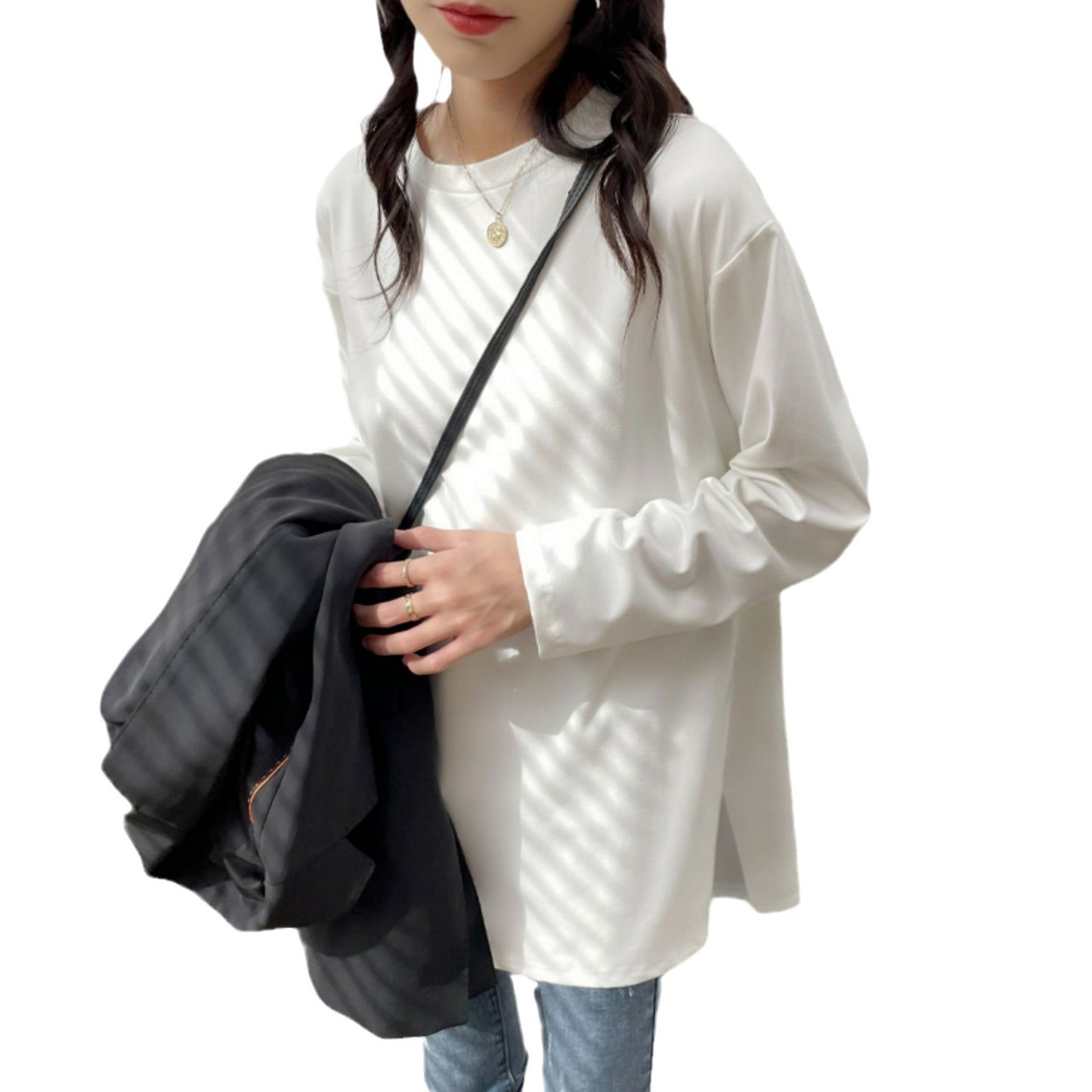 Split-ended white bottomed shirt for women's autumn and winter with fleece and thickened medium and long loose butt-covering German fleece long-sleeved T-shirt