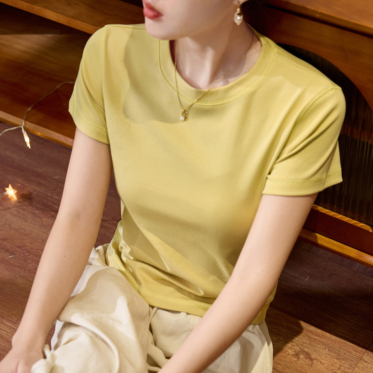 Flower needle thread 230g combed cotton T-shirt women's summer new short-sleeved foreign style round neck front shoulder casual versatile top