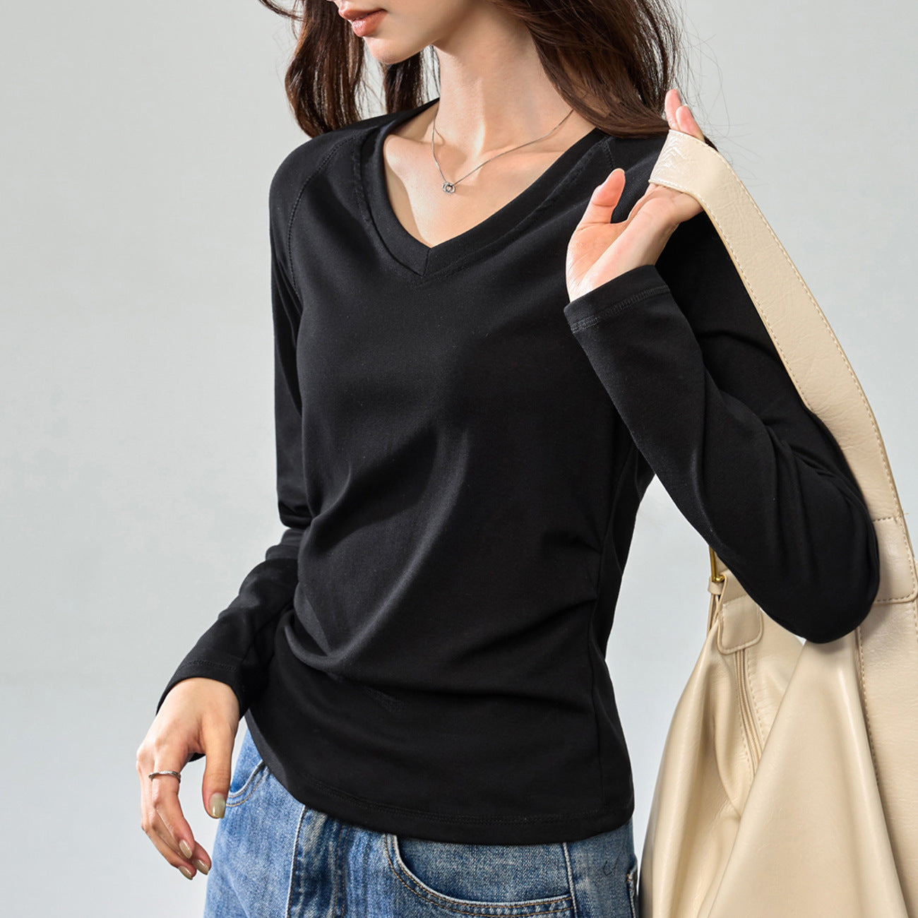 #Combed pure cotton #Bright line design sense shoulder sleeves V-neck T-shirt women's long sleeves wrinkled waist thin early autumn top