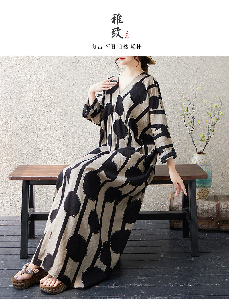 Real shot 2025 autumn new large size long-sleeved sunscreen v-neck thin cotton and linen printing loose and thin dress women