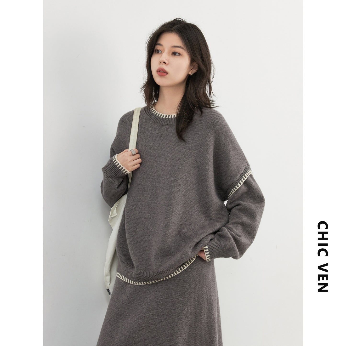 CHICVEN "Free Run" Winter New Lazy Crew Neck Contrasting Edge Sweater Knitted Skirt Set