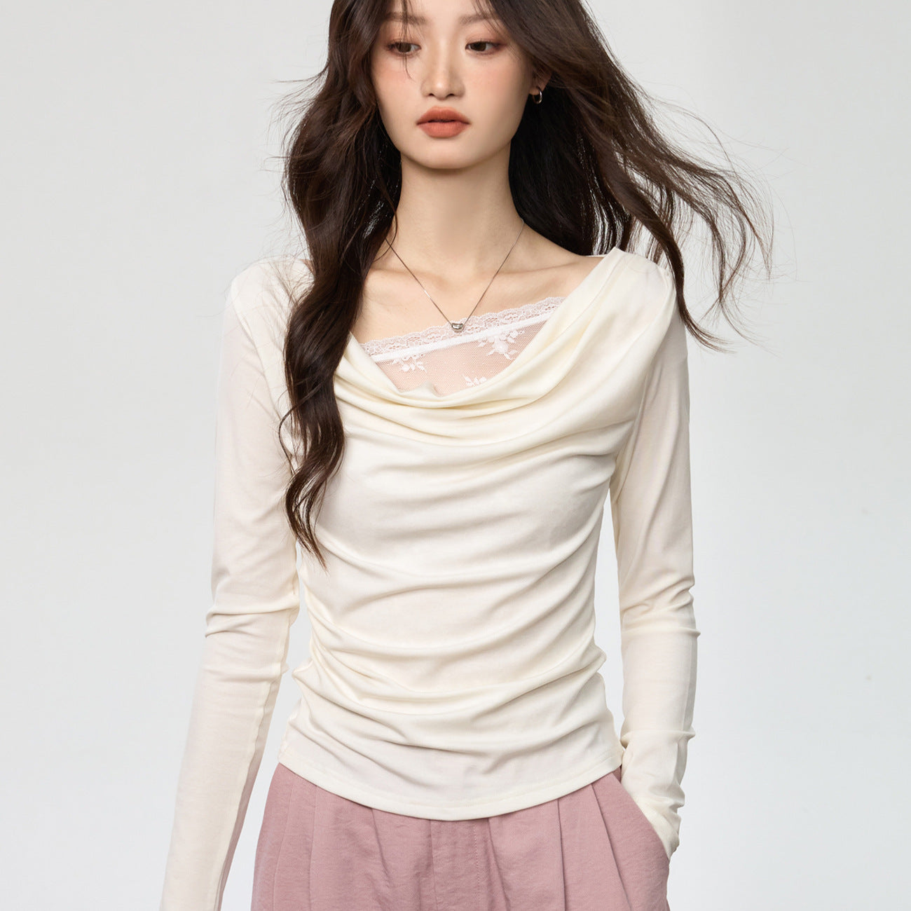 Tencel Lyocell, swinging neck splicing lace fake two-piece long-sleeved t-shirt women's slim pleated early autumn top