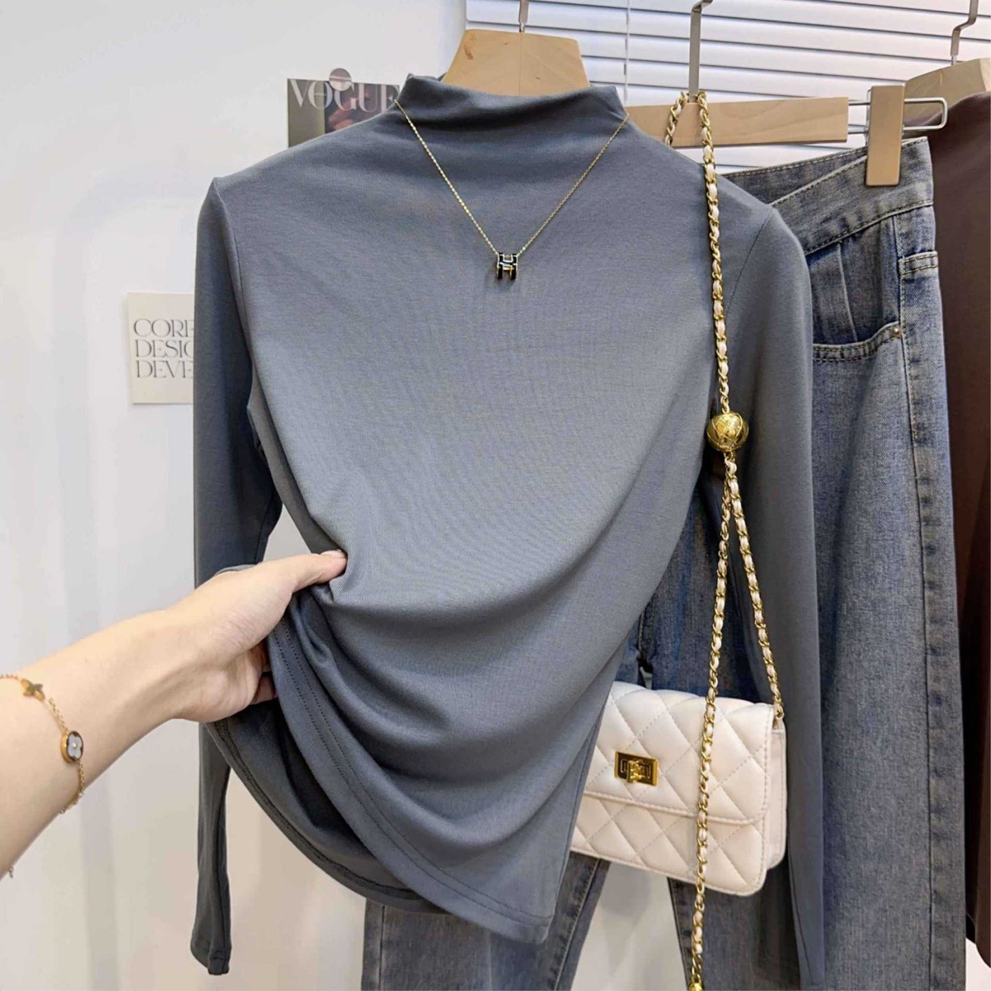 Semi-turtleneck bottoming shirt women's 2025 new autumn and winter inner threaded fashionable foreign style long-sleeved knitted beautiful top